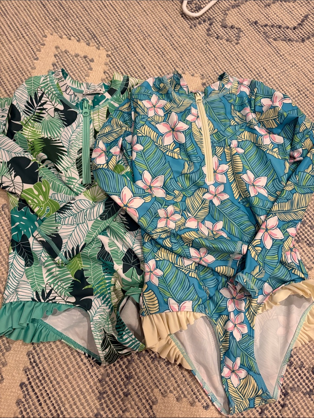 Kids Long Sleeve Floral & Leaf Print Rash Guard Swimsuit